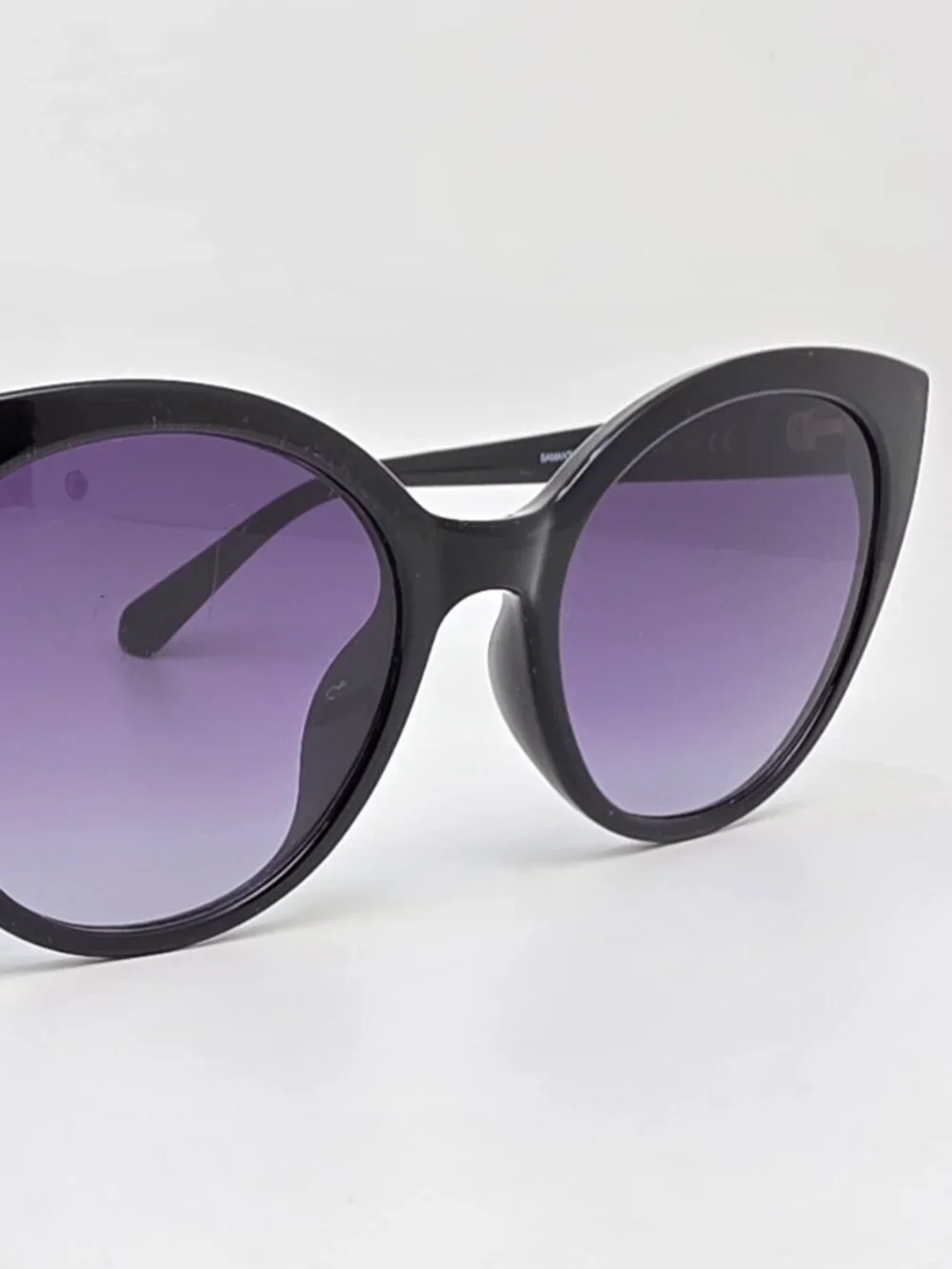 Kate Spade Samantha Black Frame Grey Gradient Lens Cat Eye Sunglasses 54-20-140